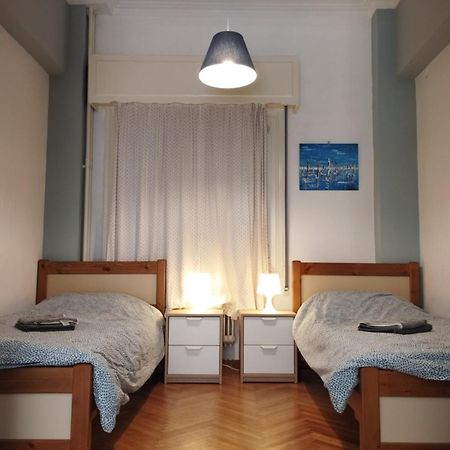 Colorful Apartment 5 Minutes Walk From Acropolis Афины Экстерьер фото